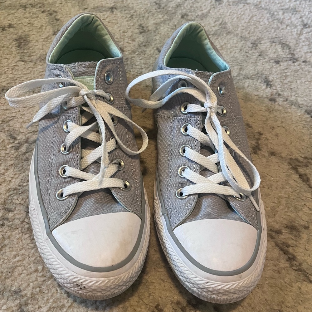 Women’s converse shoes